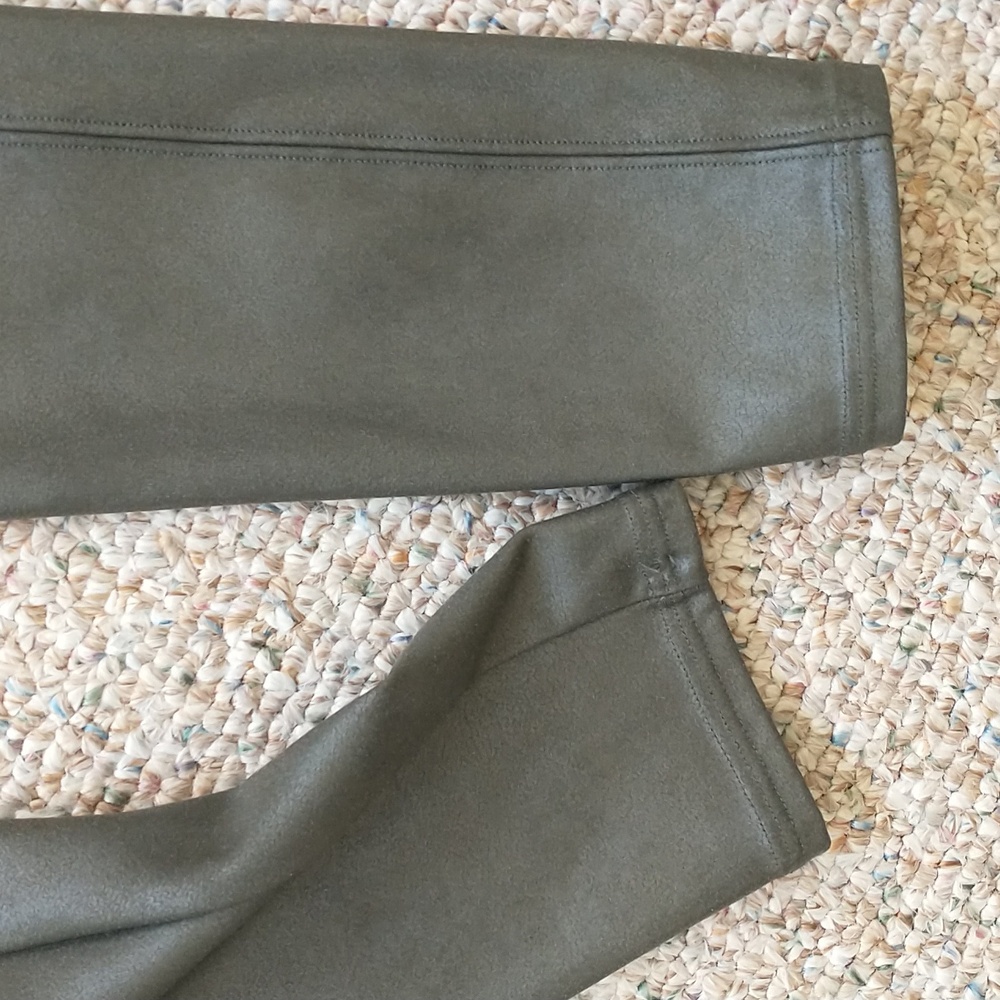 SPANX Green Faux Leather Leggings  Size Medium - Picture 4 of 5